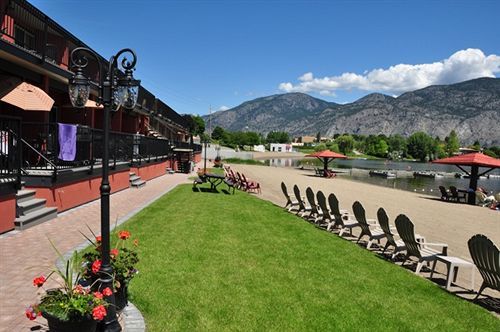 Safari Beach Resort Osoyoos Exteriör bild